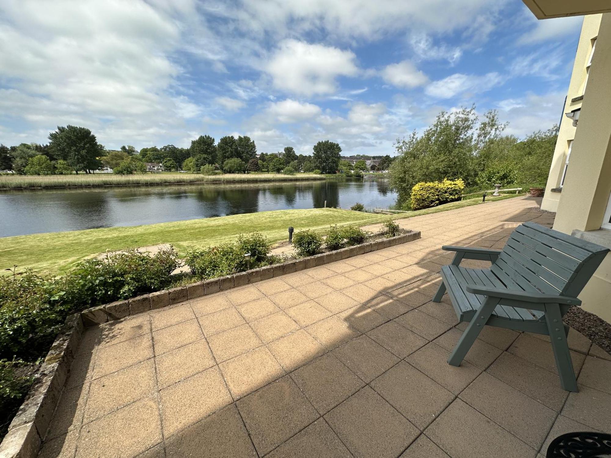 Coleraine Riverside Apartment Экстерьер фото