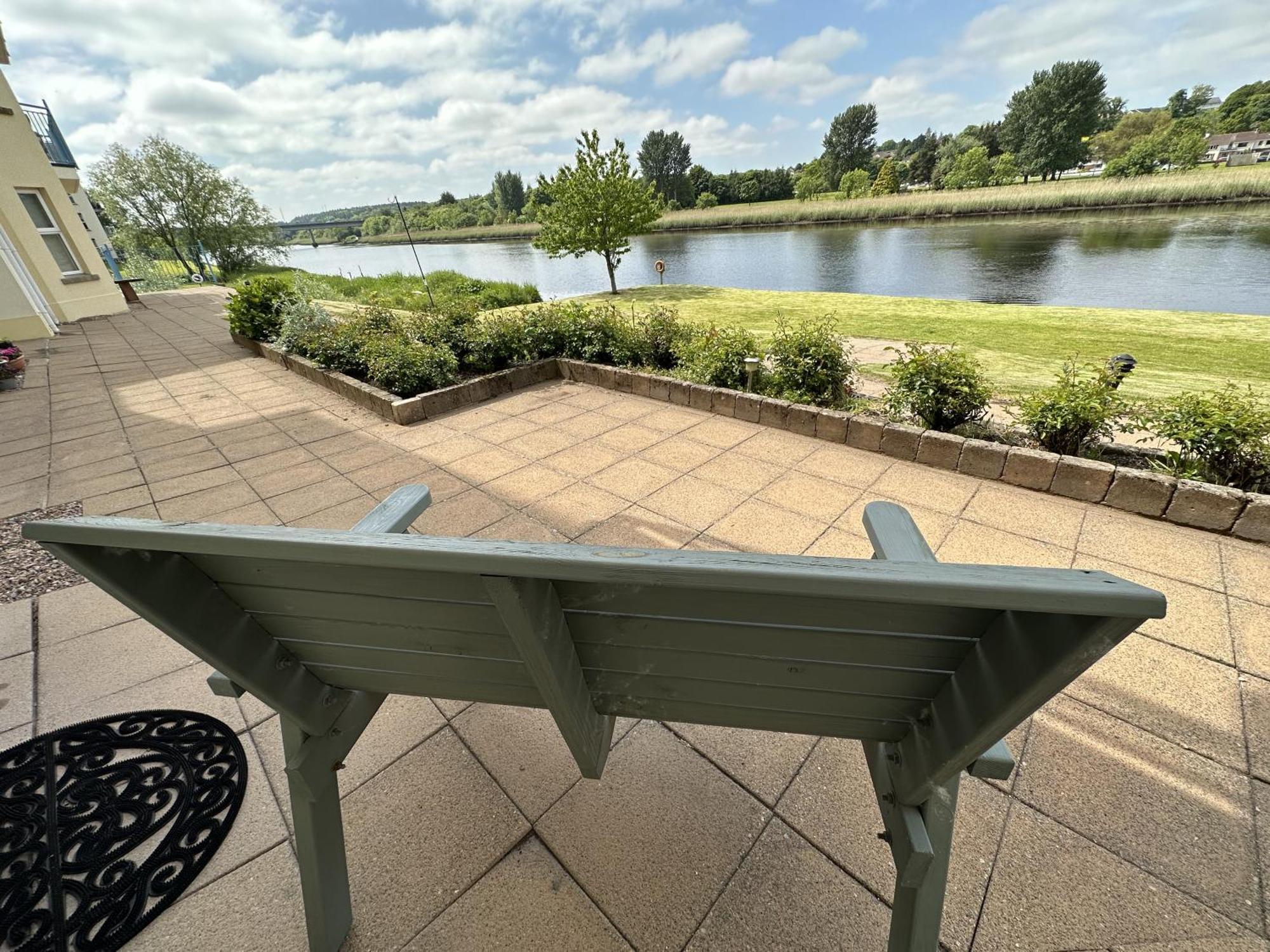Coleraine Riverside Apartment Экстерьер фото